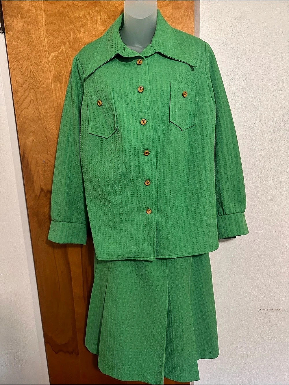 Vintage Green Textured Skirt Set Like New